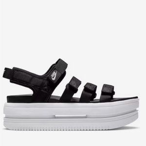 Nike icon classic sandal